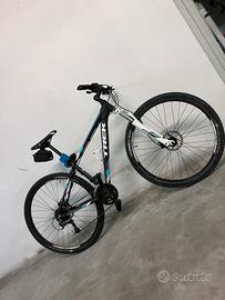 Mountain bike TREK 29