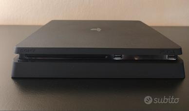 PlayStation 4 slim (1TB); perfette condizioni 