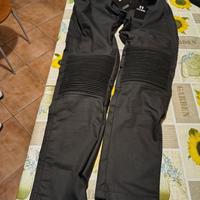 Pantaloni moto donna con protezioni