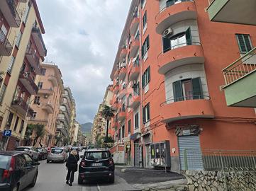 NEGOZIO A SALERNO