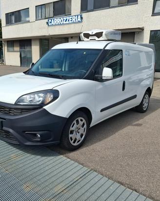 Fiat Doblò 1.4 T-Jet Natural Power Passo Lungo - F