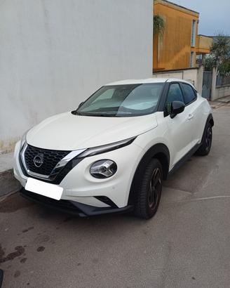 Nissan Juke 1.0 DIG - T N-CONNECTA DCT  24.600 km
