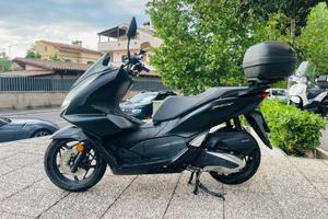 HONDA PCX 125 TUTTO INCLUSO ANCHE PASSAGGIO!