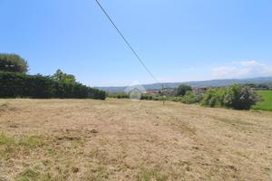TER. RESIDENZIALE A MOSCIANO SANT'ANGELO