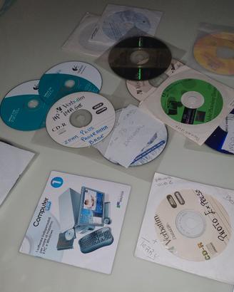CD e DVD vari pezzi 19