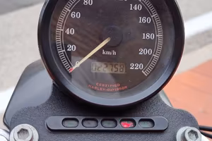 883R (2001-2002) tutta originale