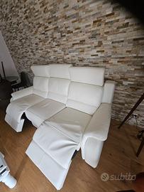 Divano Poltronesofà vera pelle bianco con relax