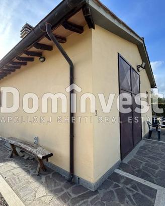 Rustico / Casale di 125 m² con 2 locali a Capalbio