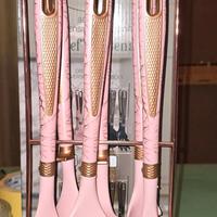 mestoli in silicone con manici in legno,deco,€11