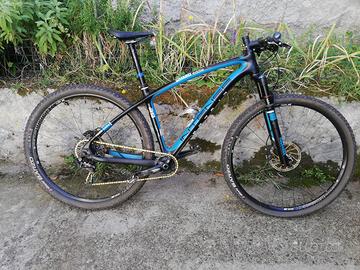 MTB Intense carbonio front 29"