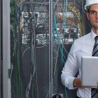 Informatico esperto e pragmatico