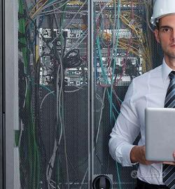 Informatico esperto e pragmatico