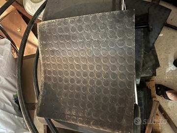 150 fogli di linoleum