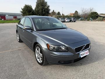 Volvo S40 2.0 D cat Summum