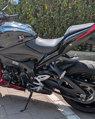 Suzuki gsx-s 1000 f