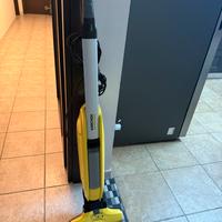 Lavapavimenti Karcher FC5