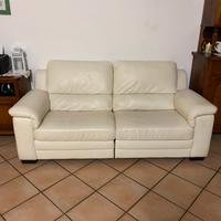 Divano Chateu d’Ax in vera pelle reclinabile