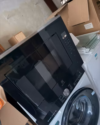 Forno a microonde a incasso Elecreolux nuovo