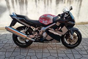 Honda CBR 600 F4i 2002 - Bollo e revisione pagati