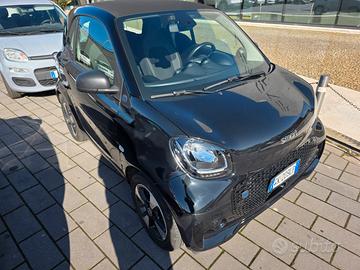 smart 453 eq elettrica condizioni

eccellenti