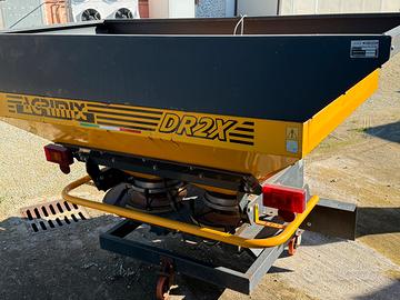 Spandiconcime agrimix tronik