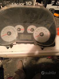 quadro strumenti auto