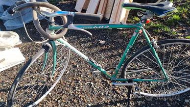 Bici Bianchi Vento 602