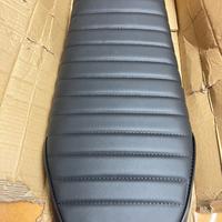 Sella per moto cafe racer