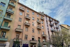 4 LOCALI A TORINO