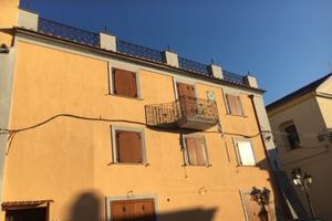 Locale commerciale pizzeria ristorante vineria