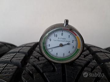 N.4 225 40 18 Bridgestone Testati