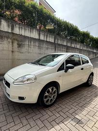 Grande punto 2010 1.3 multijet