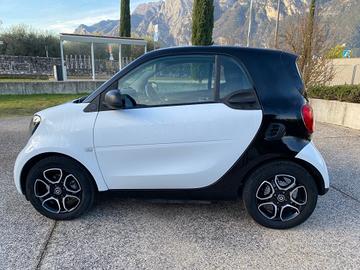 Smart ForTwo EQ Passion ... GUIDAMI !!!