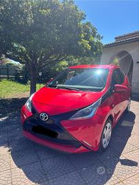 Toyota Aygo 2016 con impianto GPL