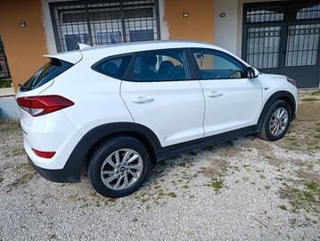 hunday Tucson 1.7 Cardi  classic