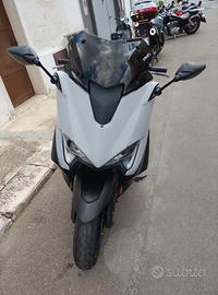 t max 560 
