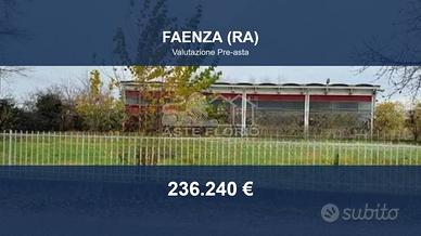 Immobile in asta di 588 m² a Faenza