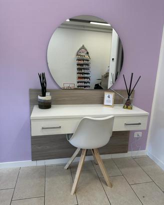 Mobile bagno o trucco