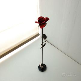 LA ROSA DEL GIARDINO PROIBITO/ FIORI DI LATTA