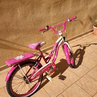 bicicletta da bambina fucsia