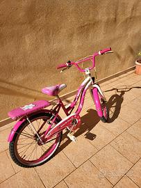 bicicletta da bambina fucsia