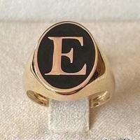 ANELLO MIGNOLO LETTERA "E" IN ORO GIALLO 18kt