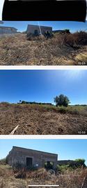 Terreno con strutture