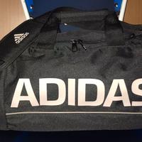 Borsa NUOVA sportiva Adidas piccola nera