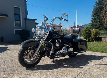 HARLEY DAVIDSON Road King 1450