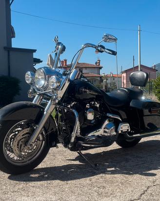 HARLEY DAVIDSON Road King 1450