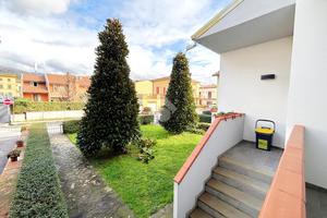 CASA SEMINDIPENDENTE A MONTALE