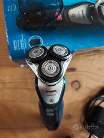 Rasoio elettrico Philips acqua Touch 