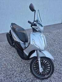 Piaggio Beverly 300