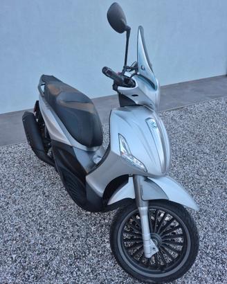 Piaggio Beverly 300